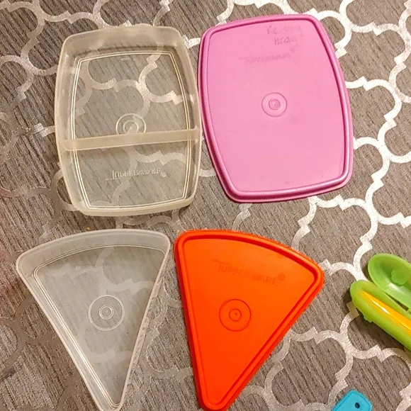Tupperware lot - Picture 5 of 6